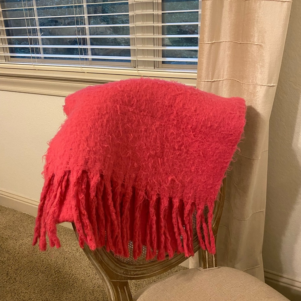 Cozy Pink Fringe scarf